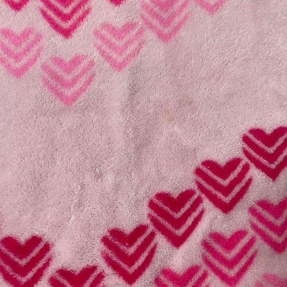 Pink Hearts Blanket Throw 88 x 74 Soft Love Cuddle Girly Winter Warm Cozy Cute - Picture 7 of 10
